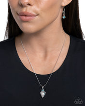 Load image into Gallery viewer, Paparazzi Jewelry Necklace Conch Confidence