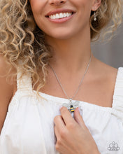 Load image into Gallery viewer, Paparazzi Jewelry Necklace Be Humble Bumblebee - Yellow