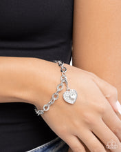 Load image into Gallery viewer, Paparazzi Jewelry Bracelet Memorable Matriarch - White