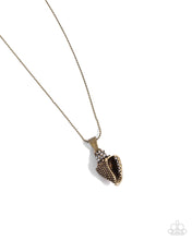 Load image into Gallery viewer, Paparazzi Jewelry Necklace Conch Confidence