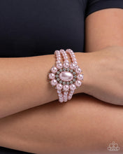 Load image into Gallery viewer, Paparazzi Jewelry Bracelet Take A Fancy To