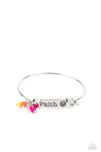 Paparazzi Jewelry Bracelet Flirting with Faith - Pink