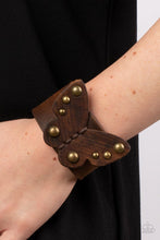 Load image into Gallery viewer, Paparazzi Jewelry Bracelet Butterfly Farm - Brown