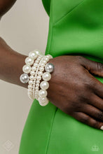Load image into Gallery viewer, Paparazzi Jewelry Fashion Fix Fiercely 5th Avenue 0423