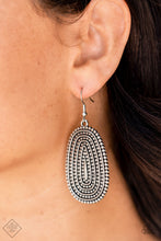 Load image into Gallery viewer, Paparazzi Jewelry Fashion Fix Simply Santa Fe 0821