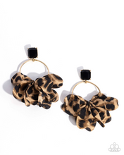 Load image into Gallery viewer, Paparazzi Jewelry Life of the Party Charming Cheetah