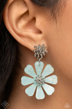 Load image into Gallery viewer, Paparazzi Jewelry Fashion Fix Glimpses of Malibu