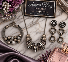 Load image into Gallery viewer, Paparazzi Jewelry Necklace Metro Mantra