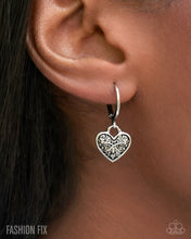 Load image into Gallery viewer, Paparazzi Jewelry Fashion Fix Glimpses of Malibu