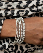 Load image into Gallery viewer, Paparazzi Jewelry Fashion Fix Fiercely 5th Avenue
