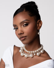 Load image into Gallery viewer, Paparazzi Jewelry Necklace Sophisticated to the Max