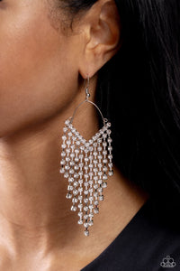 Paparazzi Jewelry Earrings V Fallin