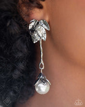 Load image into Gallery viewer, Paparazzi Jewelry Fashion Fix Glimpses of Malibu