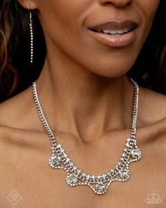 Paparazzi Jewelry Fashion Fix Fiercely 5th Avenue