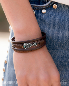 Paparazzi Jewelry Fashion Fix Simply Santa Fe