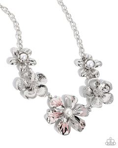 Paparazzi Jewelry Necklace FLOWER Move - Orange