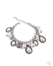 Load image into Gallery viewer, Paparazzi Jewelry Necklace Pearly Pact