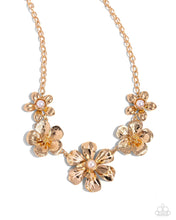 Load image into Gallery viewer, Paparazzi Jewelry Necklace FLOWER Move - Gold