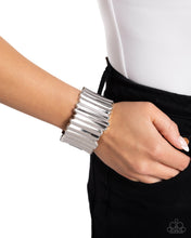 Load image into Gallery viewer, Paparazzi Jewelry Bracelet Warped Welding