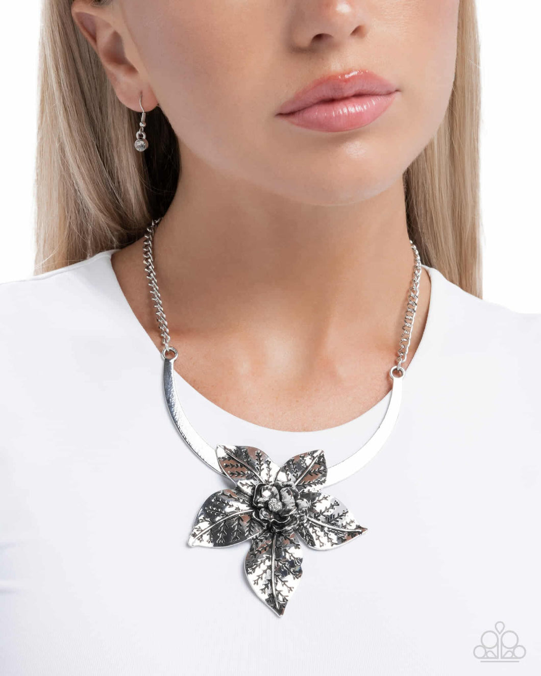 Paparazzi Jewelry Necklace Botanical Broadcast