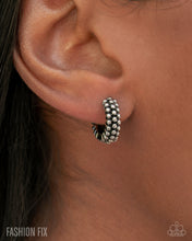 Load image into Gallery viewer, Paparazzi Jewelry Fashion Fix Glimpses of Malibu