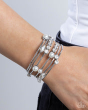 Load image into Gallery viewer, Paparazzi Jewelry Bracelet Showtime Sparkle