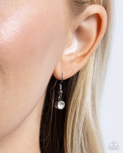 Load image into Gallery viewer, Paparazzi Jewelry Necklace Linked Leader - Black