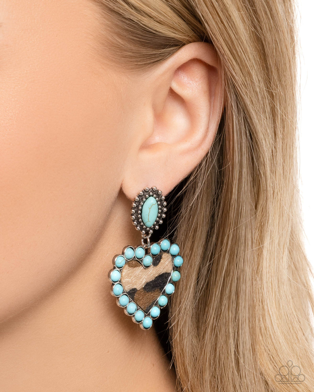 Paparazzi Jewelry Earrings Whimsical Wrangler - Blue
