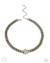 Load image into Gallery viewer, Paparazzi Jewelry Necklace Endearing Edge - Brass