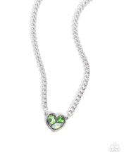 Load image into Gallery viewer, Papaprazzi Jewelry Necklace Tasteful Triad - Green