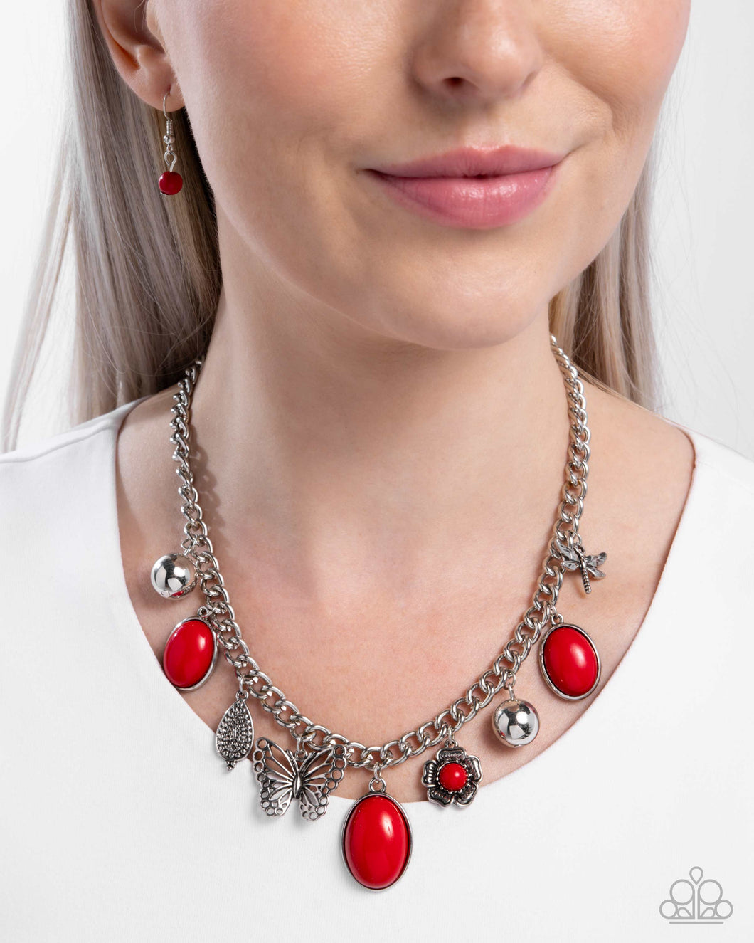 Paparazzi Jewelry Necklace Garden Center - Red