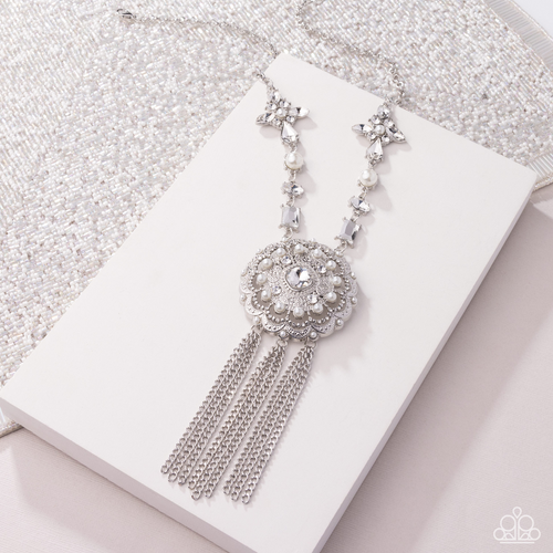 Paparazzi Jewelry Life of the Party Virtuous Venture