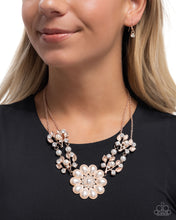 Load image into Gallery viewer, Paparazzi Jewelry Necklace Sprouting Shimmer - Rose Gold