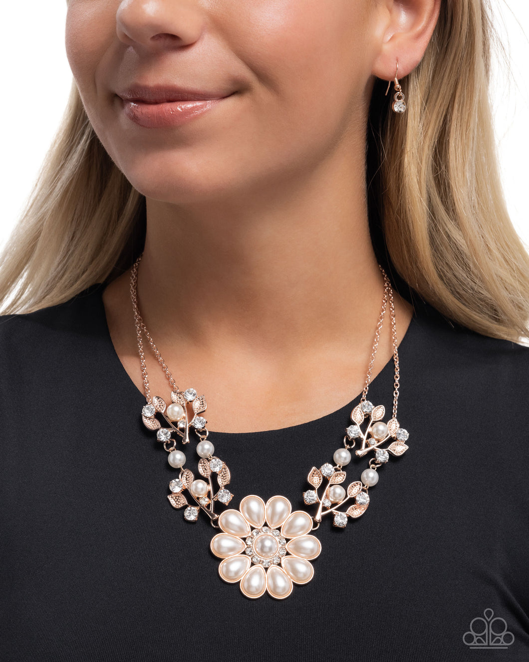 Paparazzi Jewelry Necklace Sprouting Shimmer - Rose Gold