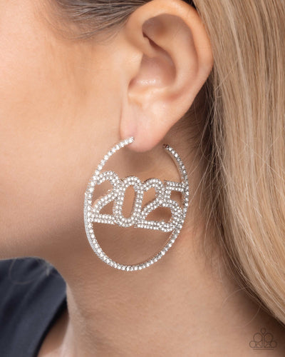 Paparazzi Jewelry Earrings This is Gonna Be My Year - White
