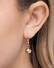 Load image into Gallery viewer, Paparazzi Jewelry Necklace Model Maverick