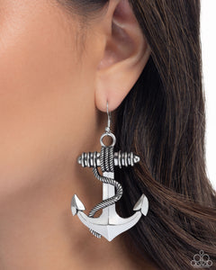 Paparazzi Jewelry Earrings Adorable Anchor - Silver