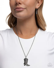 Load image into Gallery viewer, Paparazzi Jewelry Necklace Blazing Boot - Black