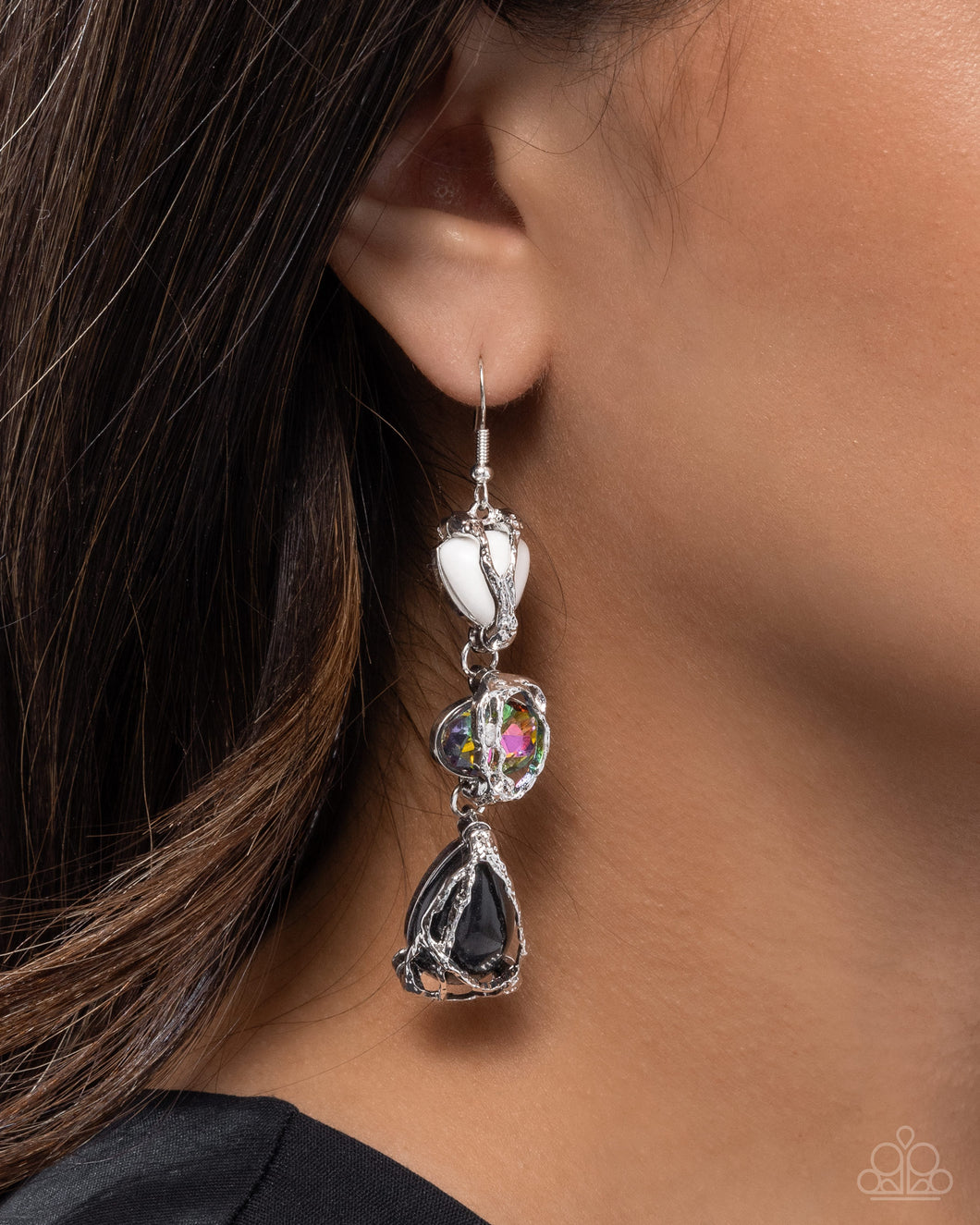 Paparazzi Jewelry Earrings The Next Right Thing - Black