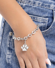 Load image into Gallery viewer, Paparazzi Jewelry Bracelet A Moms Best Friend - Silver