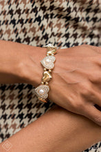 Load image into Gallery viewer, Paparazzi Jewelry Fashion Fix Fiercely 5th Avenue
