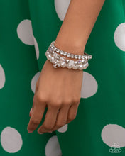 Load image into Gallery viewer, Paparazzi Jewelry Necklace Keep Getting Butterflies