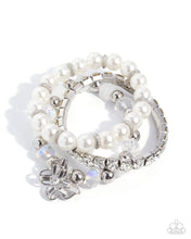 Load image into Gallery viewer, Paparazzi Jewelry Necklace Keep Getting Butterflies