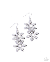 Load image into Gallery viewer, Paparazzi Jewelry Earrings Fabulous Florals - White