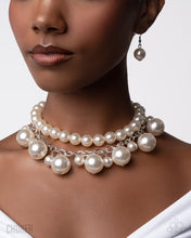 Load image into Gallery viewer, Paparazzi Jewelry Necklace Sophisticated to the Max
