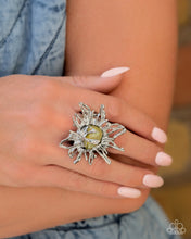 Load image into Gallery viewer, Paparazzi Jewelry Ring Artistic Movement