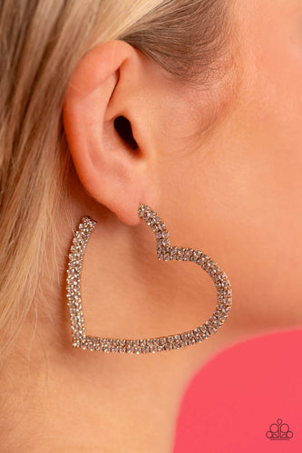Paparazzi Jewelry Earrings Sweetheart Sequence - Gold