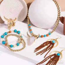 Load image into Gallery viewer, Paparazzi Jewelry Fashion Fix Simply Santa Fe