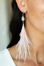 Load image into Gallery viewer, Paparazzi Jewelry Necklace Showgirl Showcase - Pink