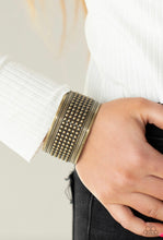 Load image into Gallery viewer, Paparazzi Jewelry Bracelet Gladiator Glam - Brass
